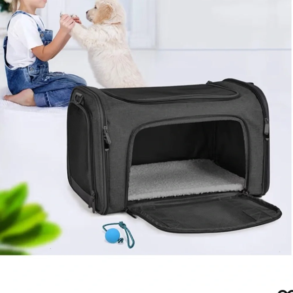 NWT Henkelion Black Pet Carrier for Cats and Dogs up to Medium Size Pets